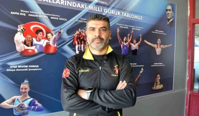 Mehmet Furkan Karabek Spor Toto Türkiye Kick Boks Şampiyonası’nda 2. oldu