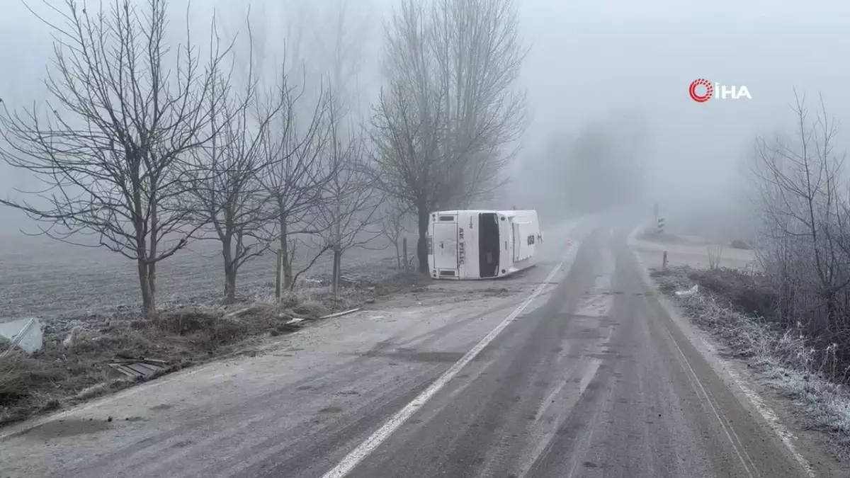 Bolu’da İşçi Servisi Devrildi, 9 Yaralı